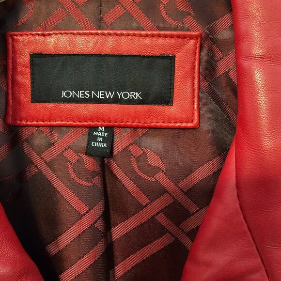 Jones New York stunning red leather coat. Size M - Picture 3 of 6